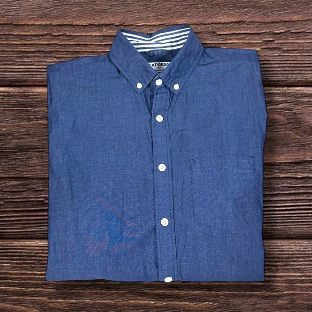 Express Soft Wash Chambray Button Down Shirt - Picture 2 of 6